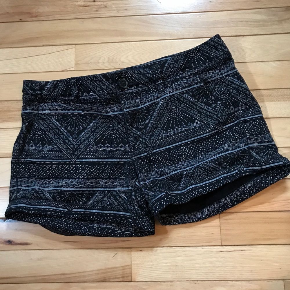 American Eagle midi shorts